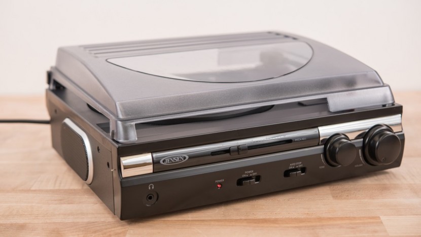 jensen jta-230 - the jensen displayed very poor sound quality in our testing.