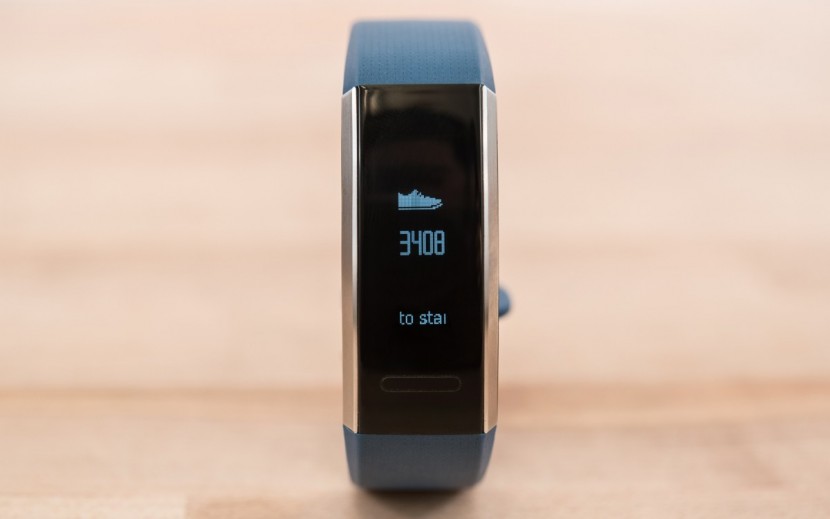 huawei band 2 pro - the band 2 did poor matching up to our manual step count over a mile.