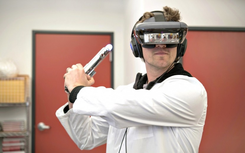 lenovo star wars: jedi challenges - a padawan focused on his training.