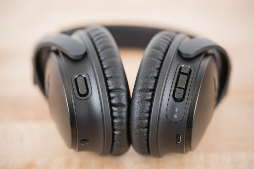 bose quietcomfort 35 ii - the incredibly comfy earcups of the queitcomfort 35 ii. also, notice...