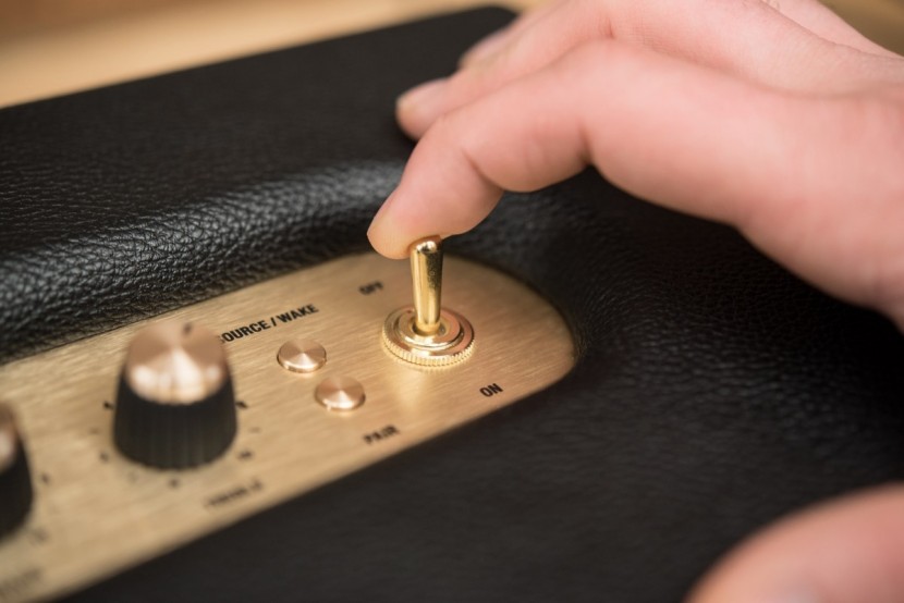 marshall stanmore - the stanmore uses guitar amp style controls.