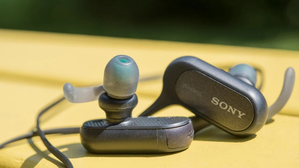 Thiết kế tai nghe Sony MDR-XB50BS