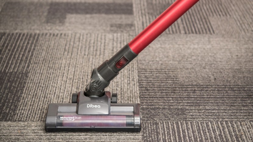 dibea c17 - the steering on the dibea felt like driving on ice.