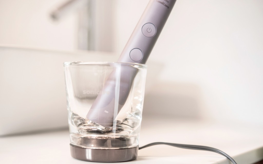 philips sonicare diamondclean smart 9500 - this diamondclean smart has a solid battery life, even with all of...