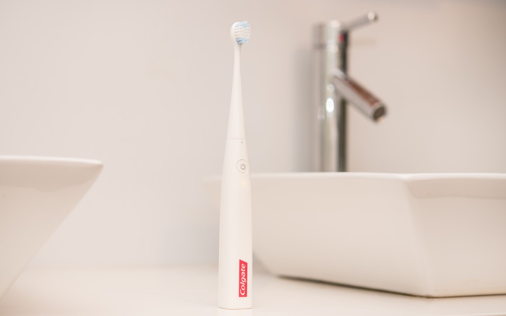 colgate smart electronic toothbrush e1 - the e1 has awesome battery life.