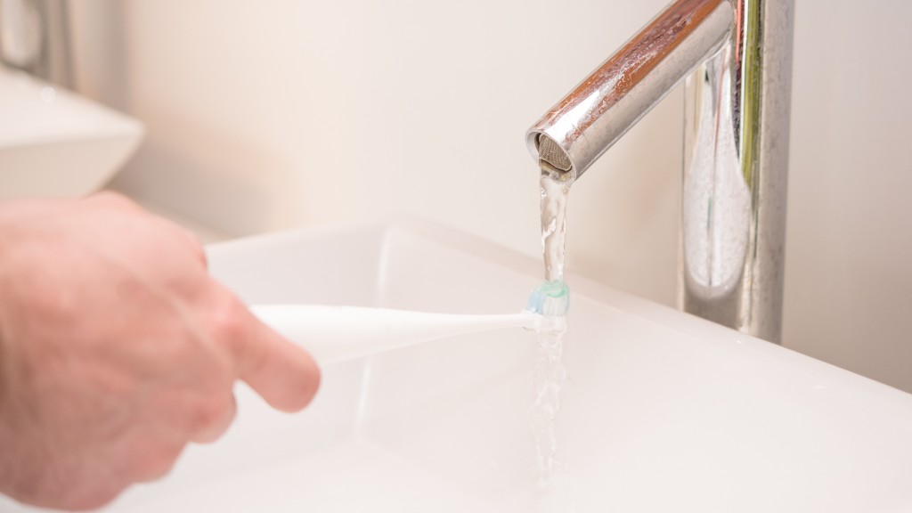 colgate smart electronic toothbrush e1 - the e1 was easy to clean except the area around the power button.