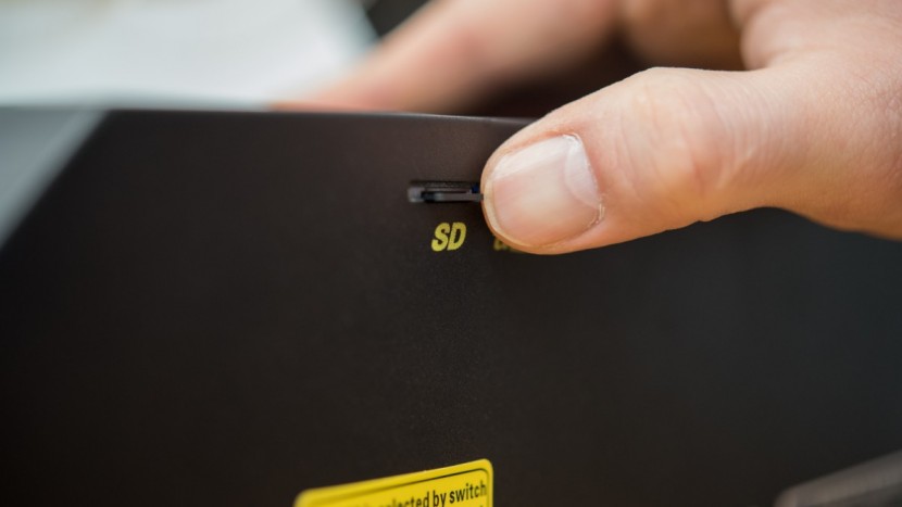 creality 3d cr-10s - this printer uses a microsd card.