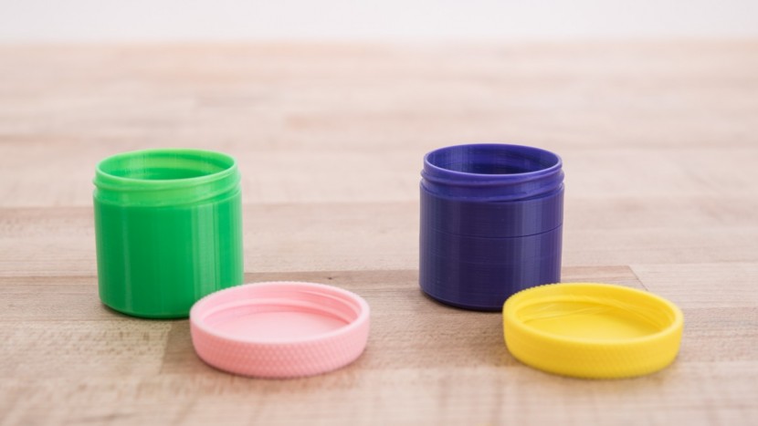 creality 3d cr-10s - the pla jar and lid fit together like they were made for each other.