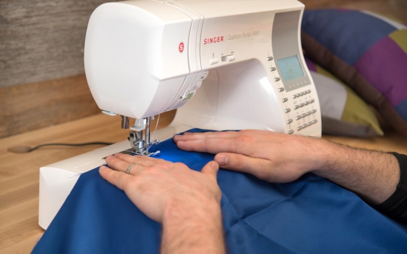 singer 9960 quantum stylist - the singer 9960 has both an automatic thread cutter and automatic...