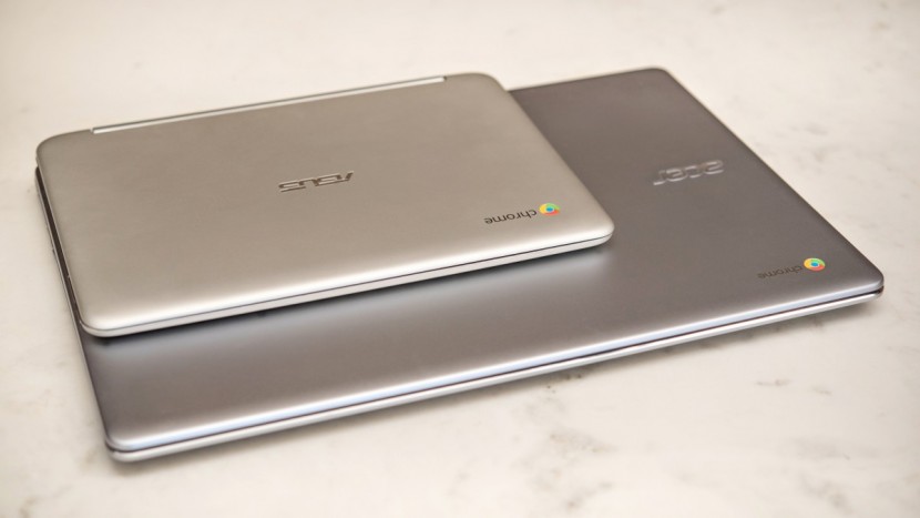 chromebook - size is a tradeoff between portability and screen size.