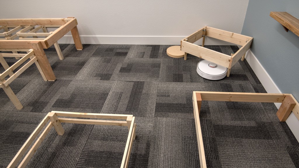 roborock s5 - this model had no trouble getting in and out of the tightest spots.