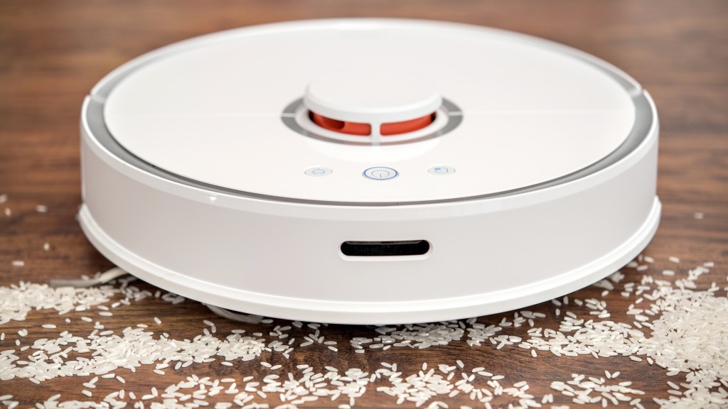 roborock s5 - this robot continued its below average cleaning performance on hard...