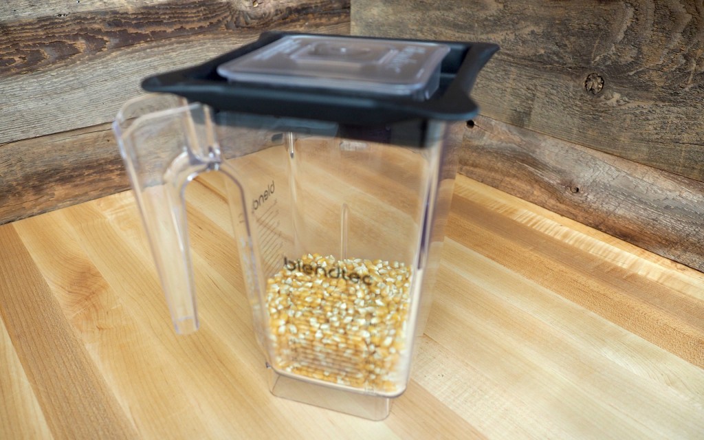 blendtec designer 650 - the blendtec does a great job at milling kernels with cornmeal.