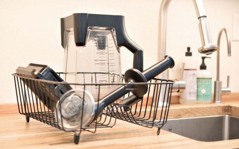 ninja chef high-speed blender - the ninja is both easy to clean by hand and dishwasher-safe.