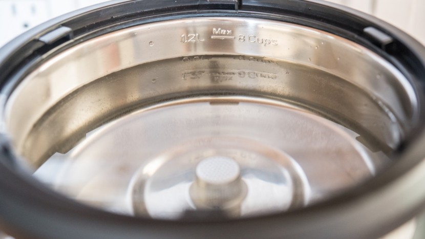 behmor brazen plus - the brazen plus' easy to fill water tank.