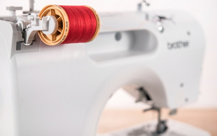 brother xr9550prw - this machine is plastered with helpful directions to make it easy to...