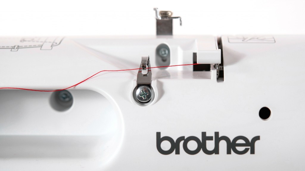 brother xr9550prw - it is very easy to thread the xr9550prw.