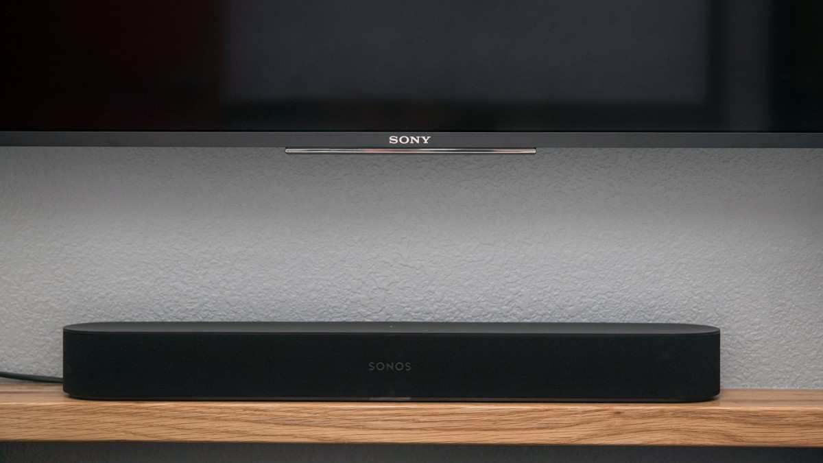 Sonos Beam Review (The Beam sounds great, especially given its relatively small size.)