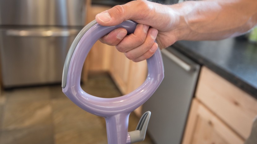shark steam pocket - the odd pumping action requires a large handle.