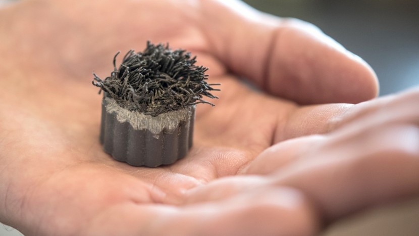 pure enrichment pureclean xl rolling - the scrubbing brush deteriorated after a few uses.