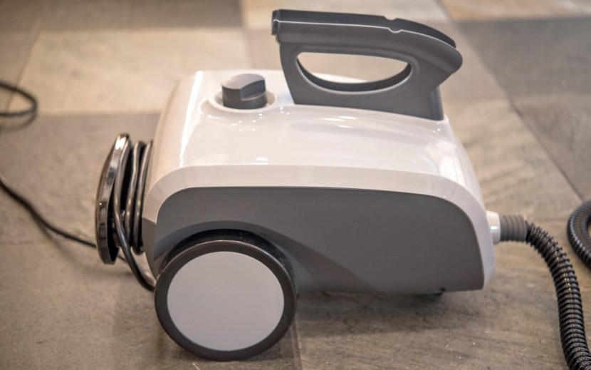 pure enrichment pureclean xl rolling - the large body can be cumbersome to drag around.