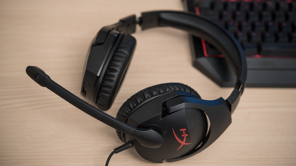 kingston hyperx cloud stinger - the stinger has excellent audio, especially for its price point.