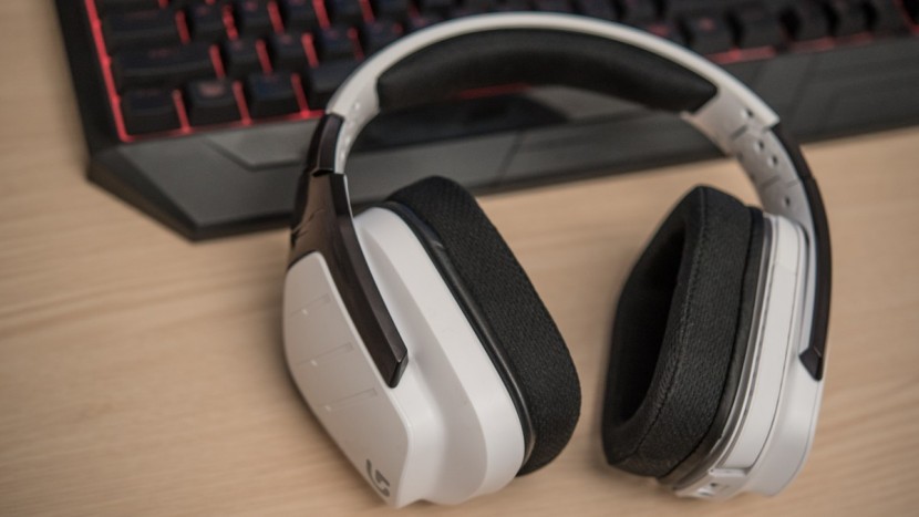 logitech g933 artemis spectrum - most testers felt that the g933 was comfortable.