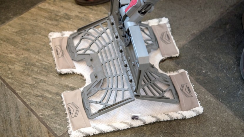 steam mop - hands-free cleaning pad changing is really helpful for cleaning...