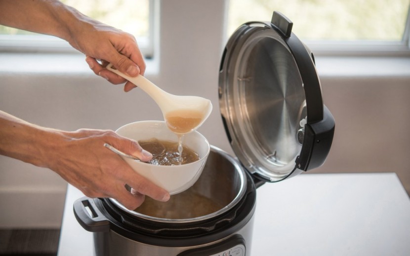 instant pot duo60 - the instant pot lid storage system. you can store the lid on the...