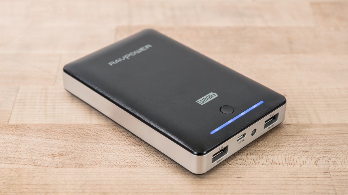 RAVPower Deluxe 16750 Review (The RAVPower Deluxe 16750.)