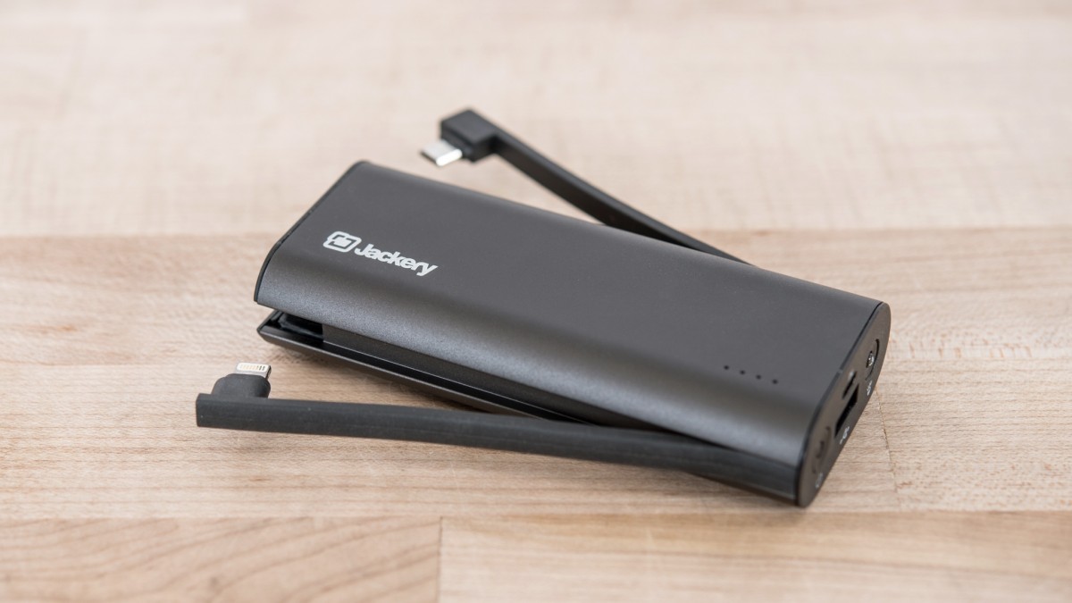 Jackery Bolt 6000 Review (Integrated cables make using these products quite a bit easier.)