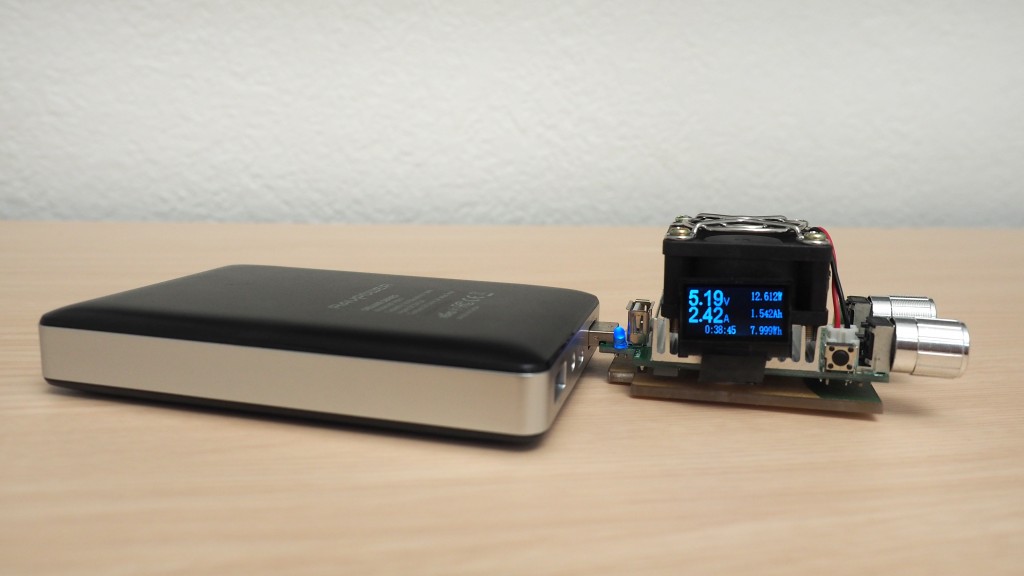 ravpower deluxe 16750 - the deluxe gave a middle-of-the-road performance in our capacity test.