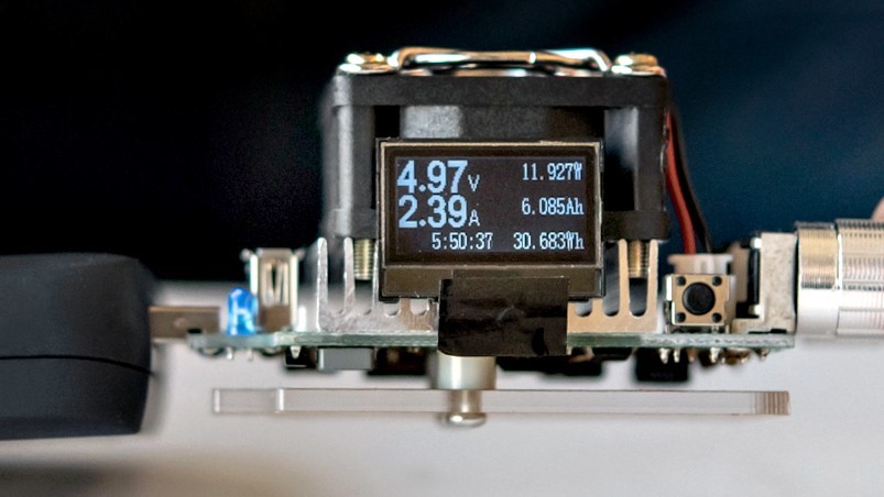 power bank - larger devices can draw up to 2.4 amps from one of these products in...