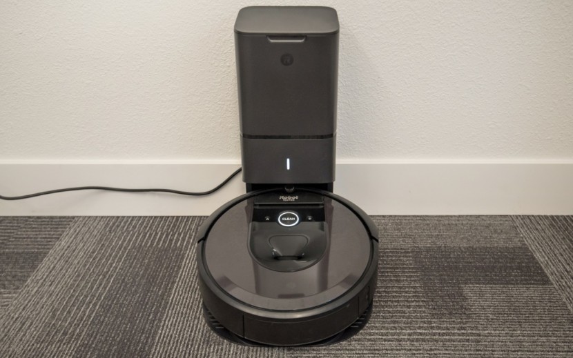 ルンバi7+ roombai7+ iRobot iRobot Roomba i7+ Review: This Bot Can Empty Its Own Bin | WIRED
