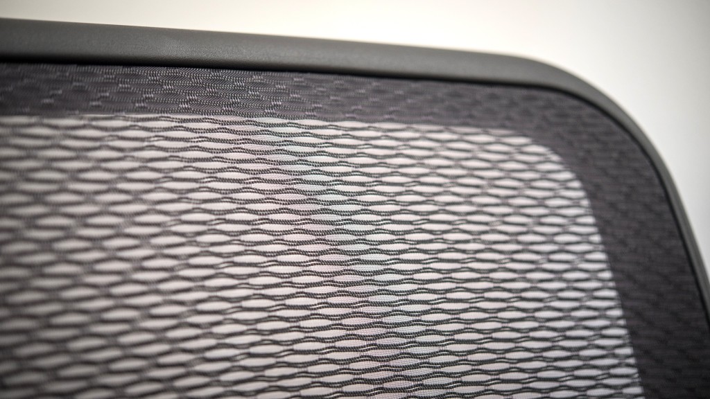 space seating 5700e air grid back professional manager&#039;s chair - this chair does seem fairly durable.