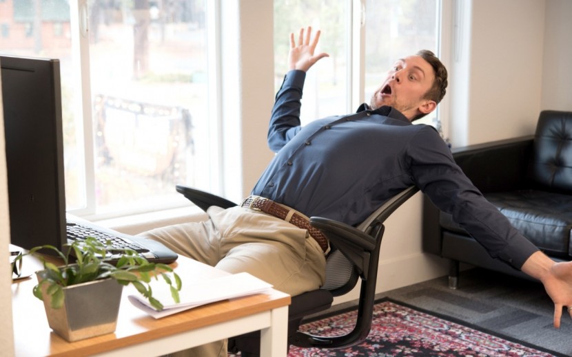 humanscale diffrient smart office chair - the low reclining resistance made it easy to feel like you are going...