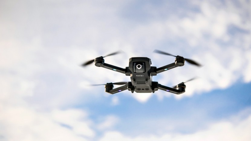 yuneec mantis q - the mantis q is super fun to buzz around in sport mode.