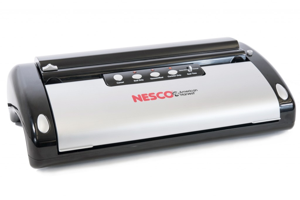 Nesco Deluxe Food VS-12 Vacuum Sealer, 130 Watts, Kit Bags & Viewing Lid,  Compact, Silver