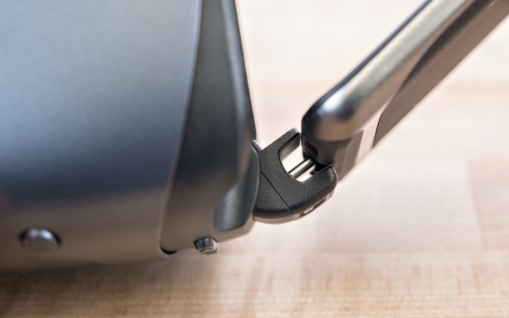 samsung gear vr - you are required to plug your samsung phone into the usb-c connector...