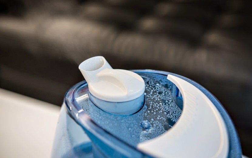 victsing 2l cool mist - the victsing cool mist can definitely humidify a small bedroom, but...