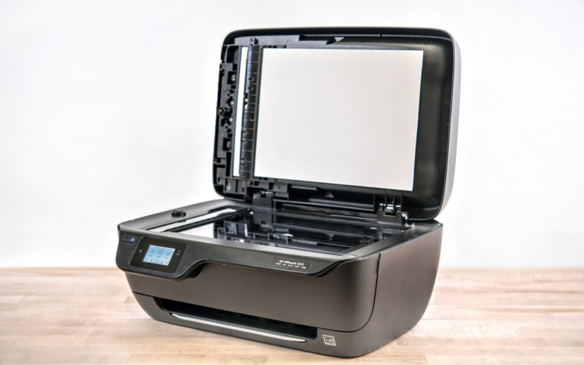 hp officejet 3830 - the officejet 3830 offers all-in-one capabilities at a very low price.