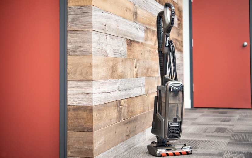 shark apex duoclean zero-m - the shark apex duoclean with zero-m.