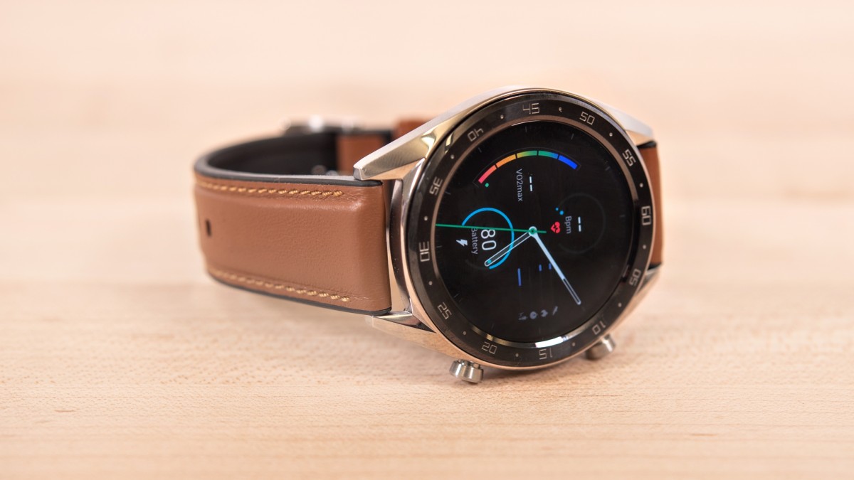 Huawei Watch GT Classic Review (The Watch GT scored towards the back of the pack.)