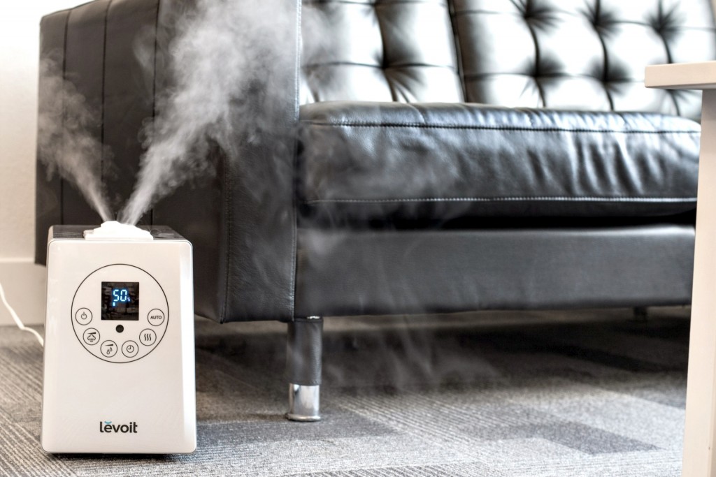 Our Best Humidifiers for Your Bedroom - AIRCARE Ultrasonic, Evaporative, &  Steam Humidifiers