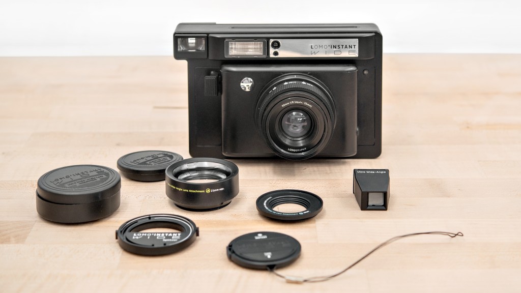 Review of the Lomo'Instant Wide Camera with Sample Photos