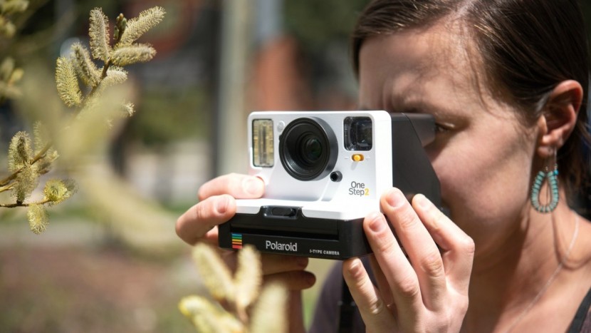 polaroid originals onestep 2 vf
