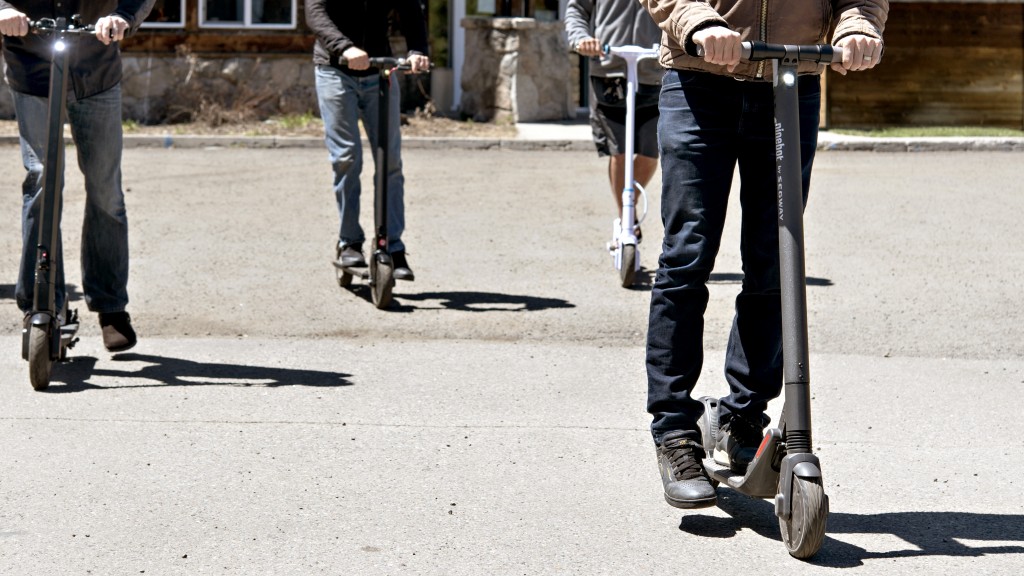 electric scooter - pneumatic or solid tires? this distinction makes a big difference in...