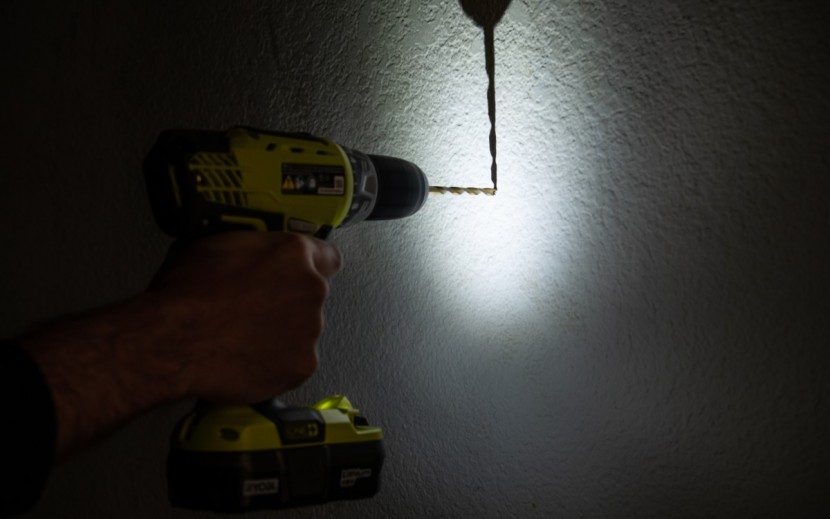 ryobi p252 - this model's light only comes on when the trigger is depressed to...