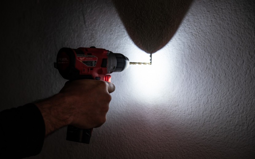 milwaukee m12 fuel 1/2&quot; drill driver 2503 - the m12 fuel has a solid light.