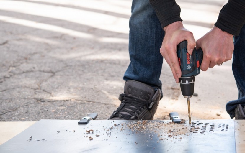 bosch 12v max drill/driver kit ps31-2a - a good bit and some thin steel isn't a problem for the ps31.